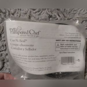 Pampered Chef cut-n-seal